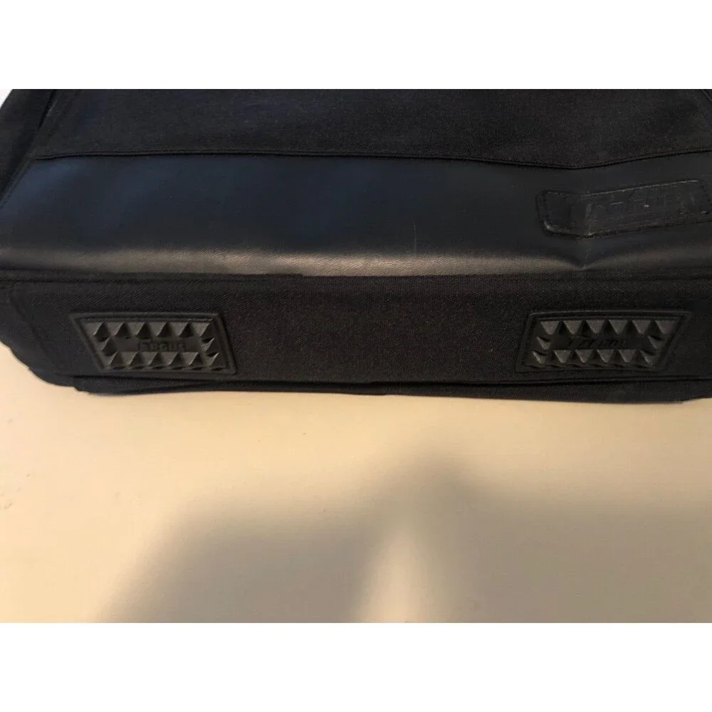 Targas laptop bag